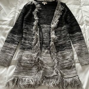 pretty black/ gray cardigan